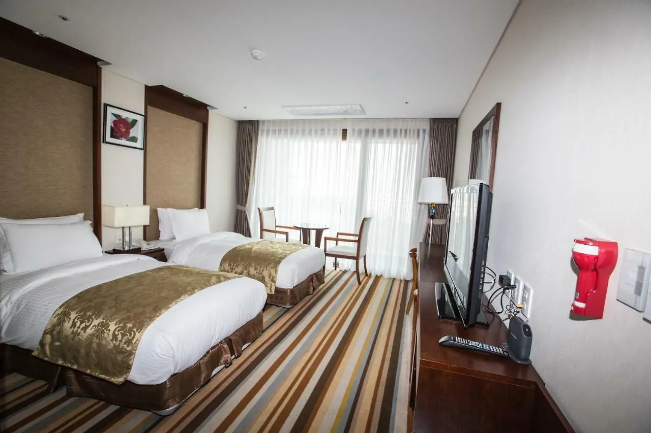 Raon Hotel & Resort Jeju