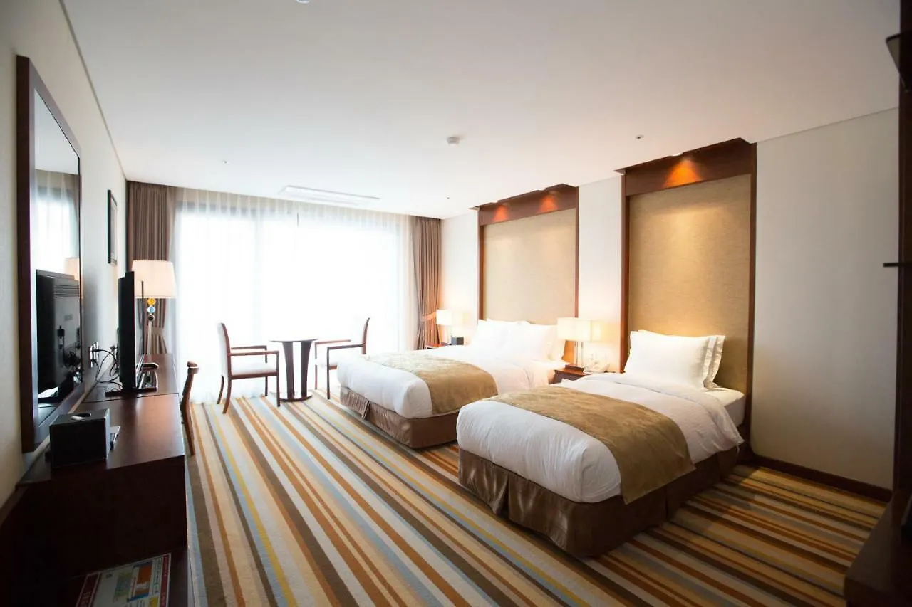 Raon Hotel & Resort Jeju