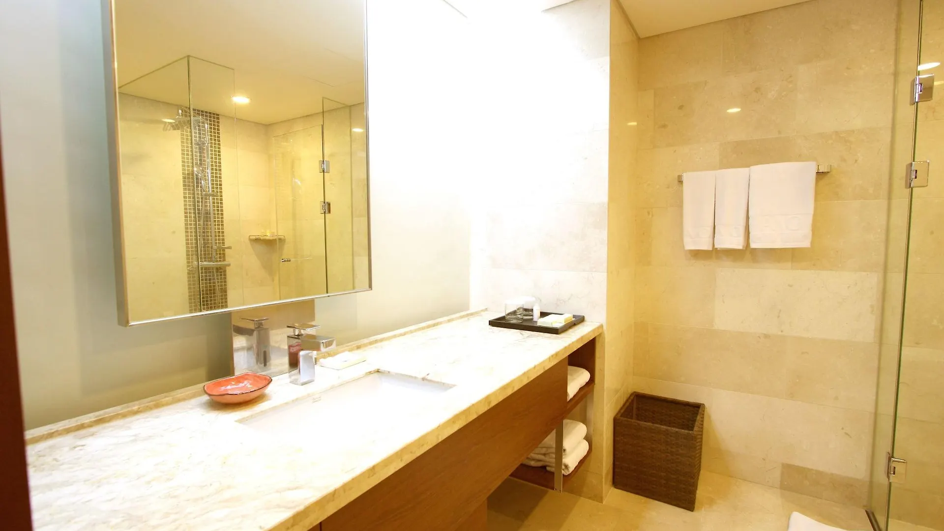 Raon Hotel & Resort Csedzsu