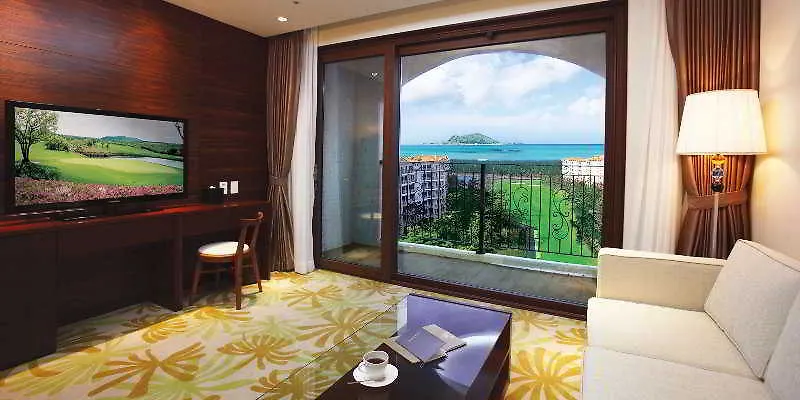 Raon Hotel & Resort Csedzsu